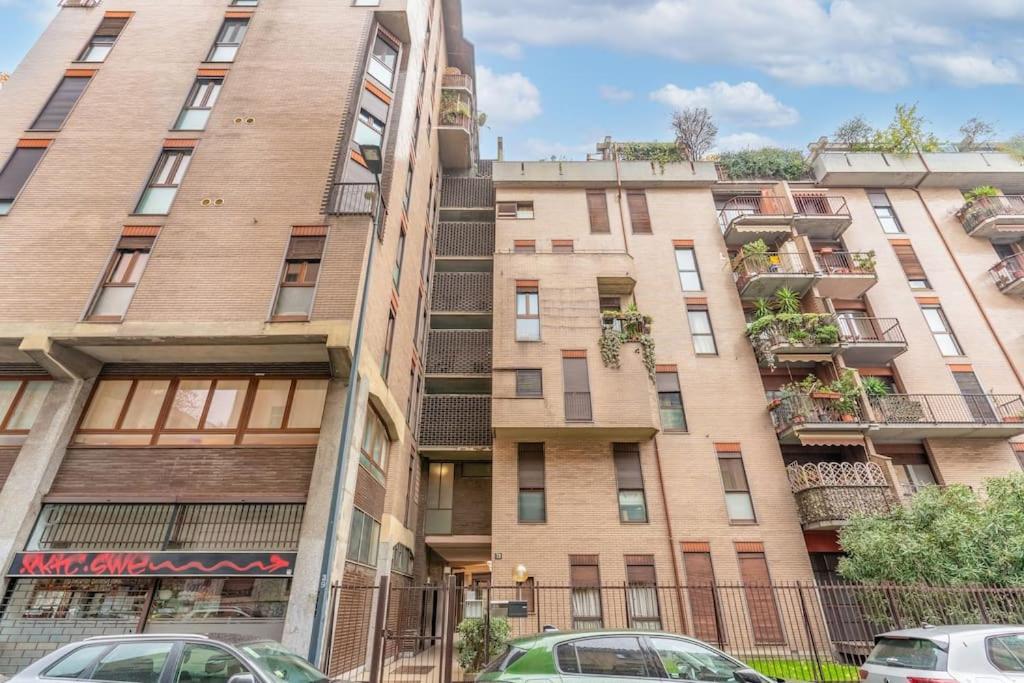 Macchi Loreto - Centrale Milan Bagian luar foto